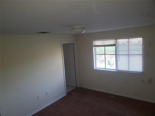 Building Photo - 6053 SW 19th Pl