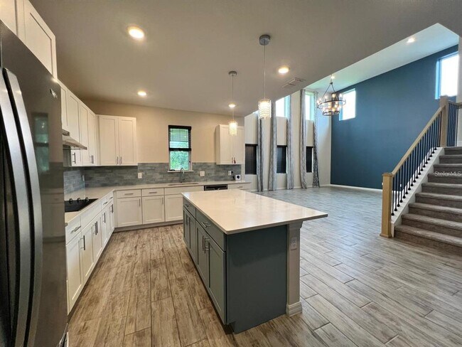 Building Photo - 700 Split Hoof Dr