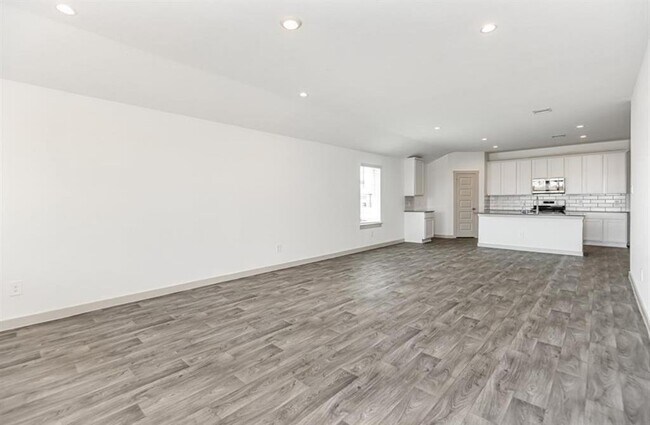 Building Photo - 602 Thunder Cloud Dr