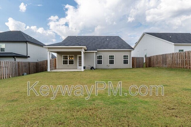 Building Photo - 5921 Big Pond Trl