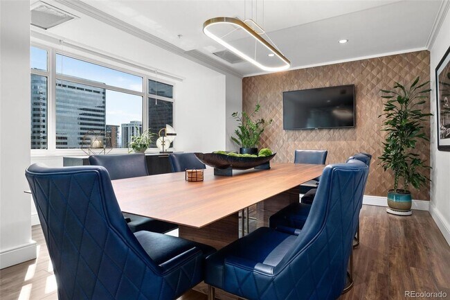 Building Photo - Ritz Carlton Residences - Two Story Penthouse Unit!