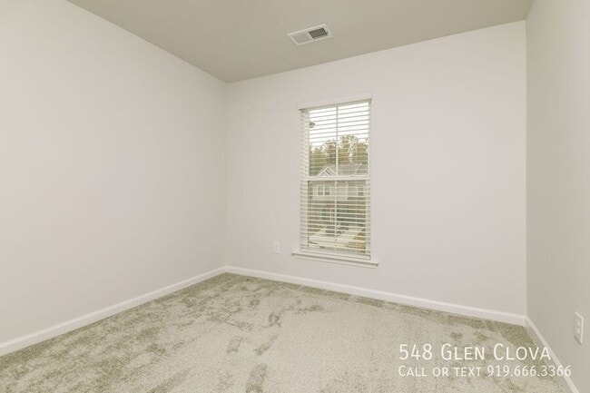 Building Photo - 548 Glen Clova Dr