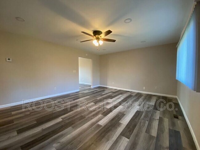 Building Photo - 3339 Upper Valley Pike