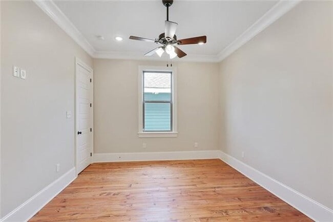 Building Photo - 1562 N Prieur St