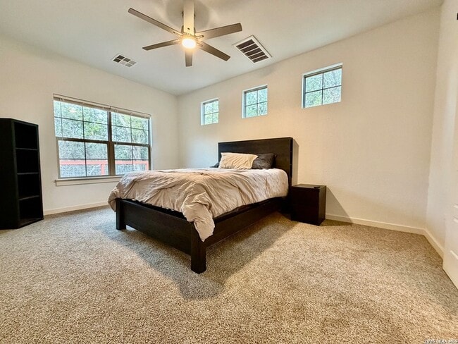 Building Photo - 1513 Winding Creek Trail