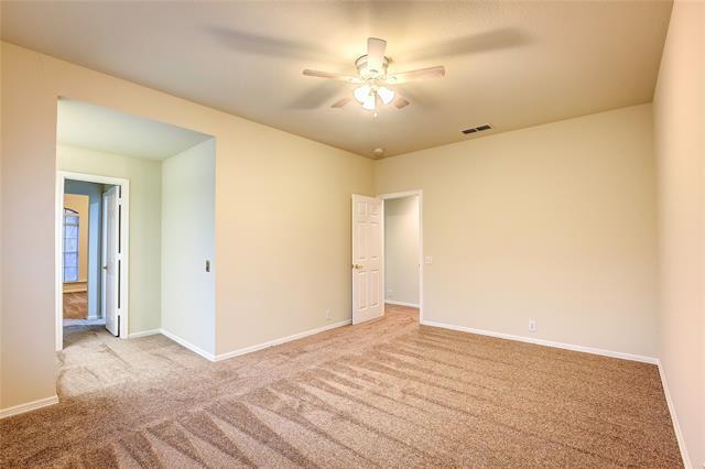 Building Photo - 219 Canyon Lake Dr