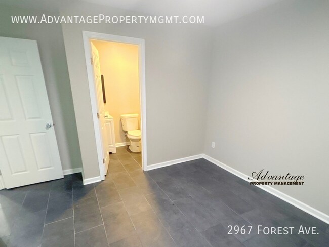 Building Photo - 2967 Forest Ave