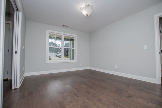 Building Photo - A Home To Grow In To