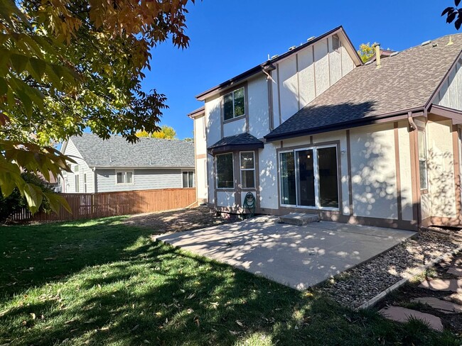 Building Photo - Spacious, Highlands Ranch Home Featuring 4...