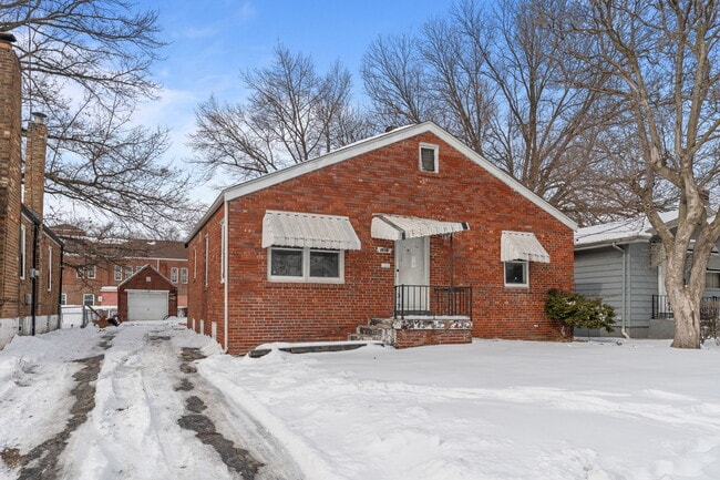 Building Photo - 5303 Hodiamont Ave