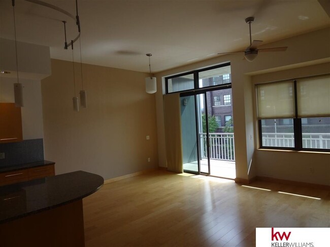 Building Photo - 1308 Jackson St