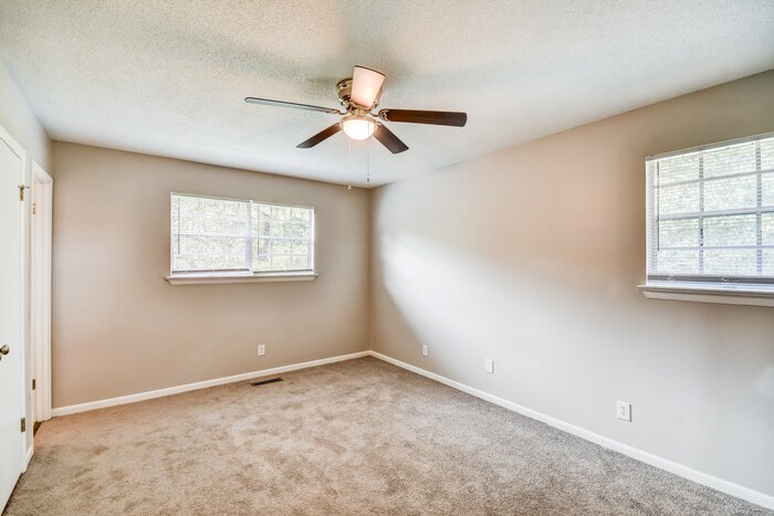 Building Photo - 2904 Clement St