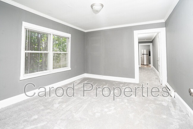 Building Photo - 136 Powder St SW