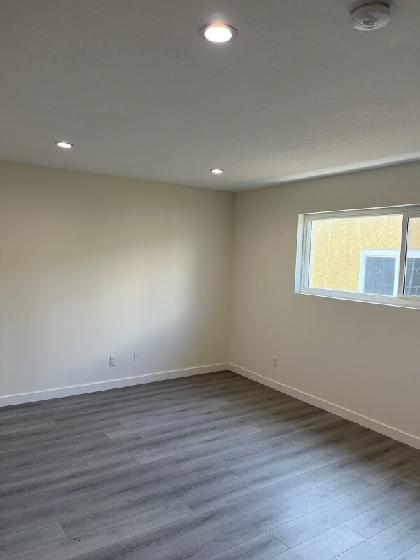 Building Photo - 5529 Fulcher Ave