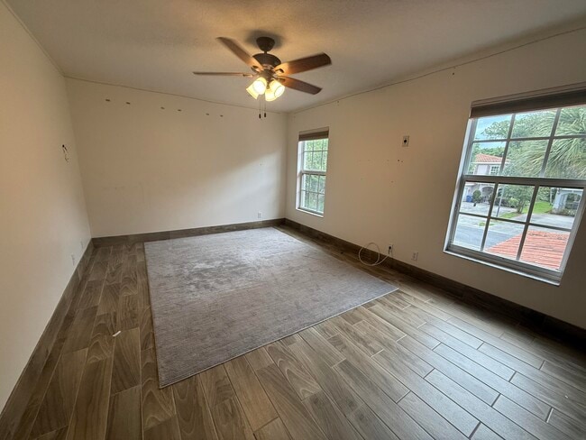 Building Photo - 114 Owl Pointe Cir