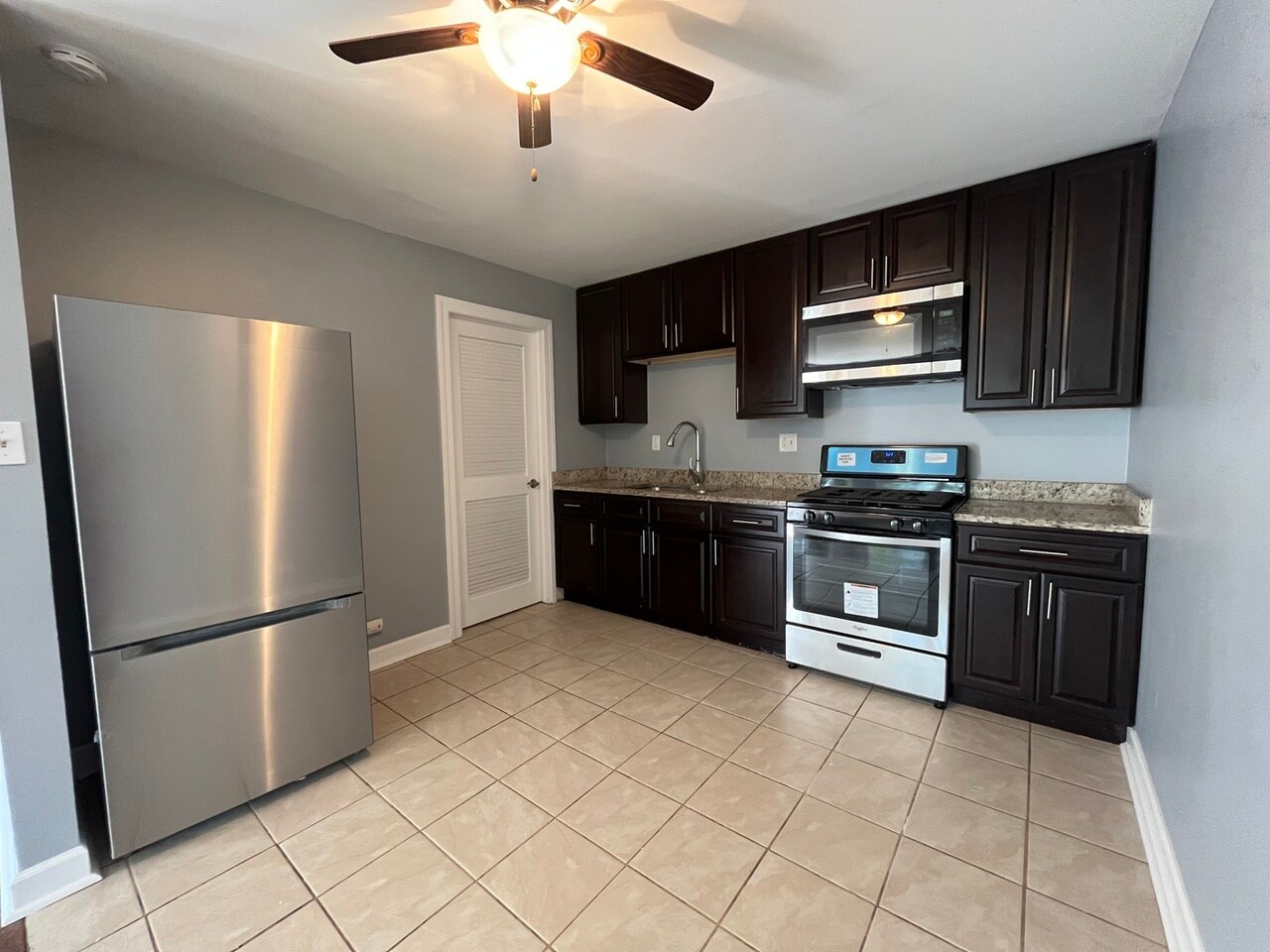 Kitchen and Breakfast Area - 28 Wildwood Lane G