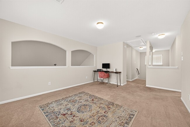 Building Photo - 6503 Wilshire Fern