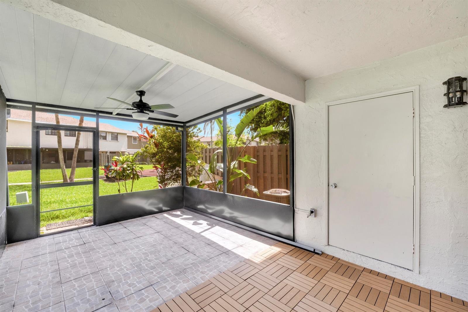 Building Photo - 2615 SW 81st Terrace