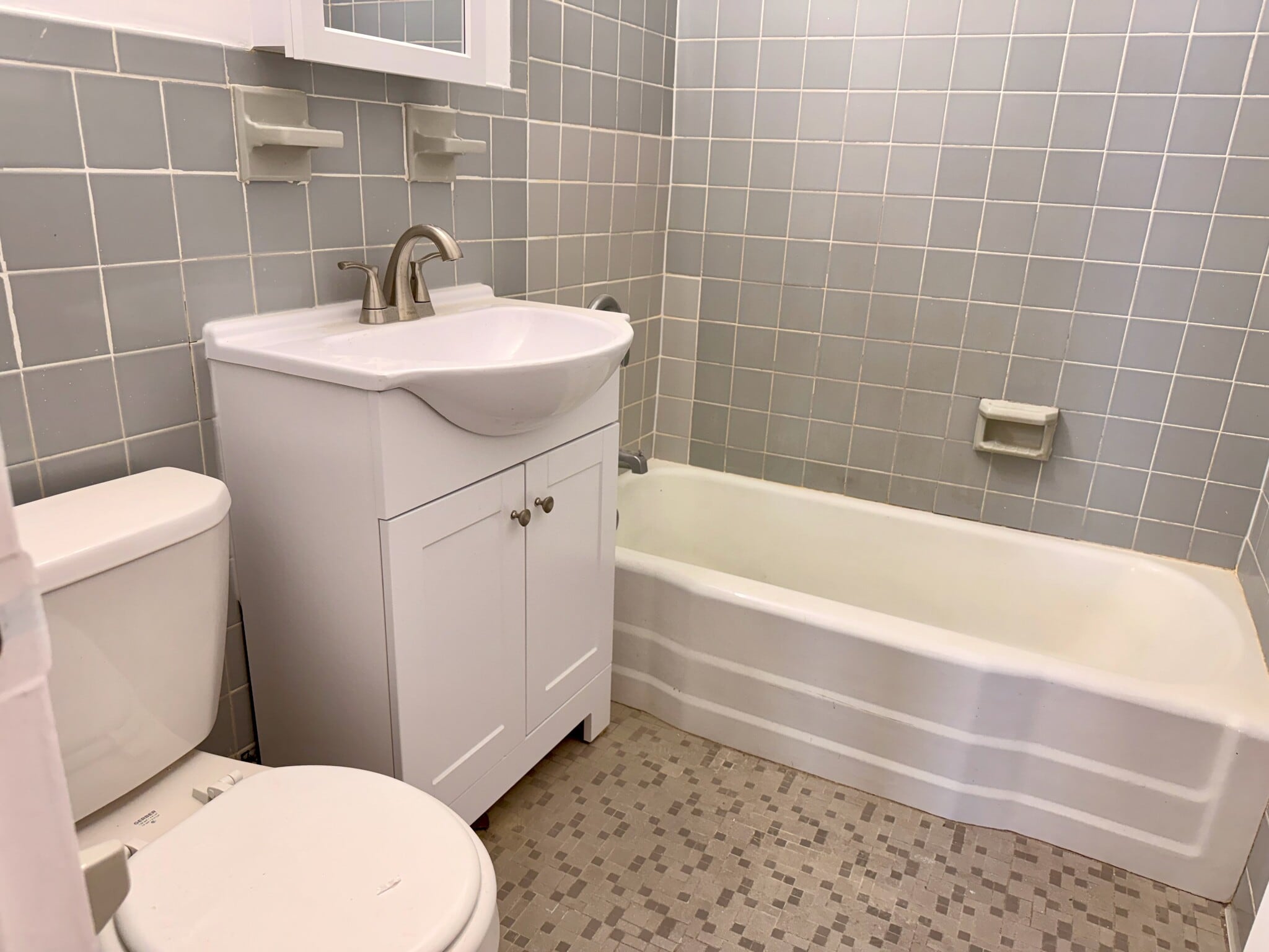 Building Photo - 10 Huron Ave