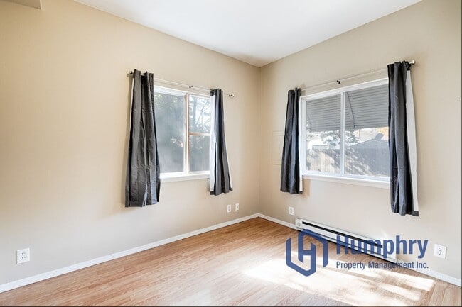 Building Photo - Boise 809Sqft Cute historical home near Veteran's Memorial Park