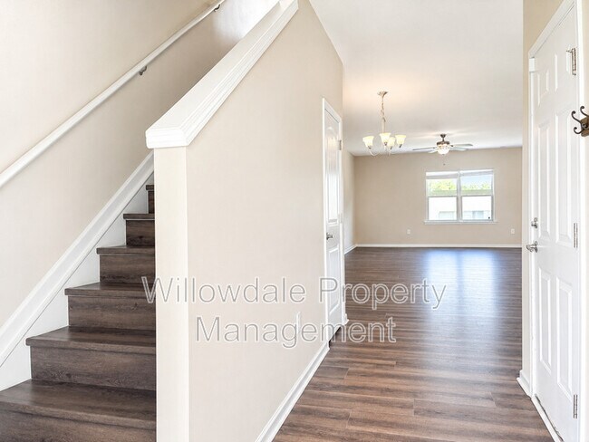 Building Photo - 2618 Tummel Ln