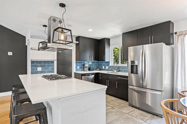 Primary Photo - 9601 Newfoundland Cir