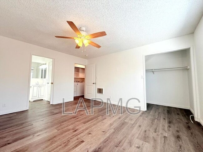 Building Photo - 2506-2508 Norfolk Street