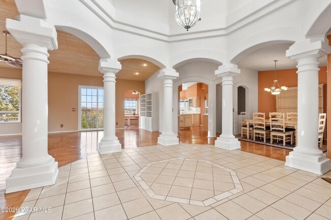 Building Photo - 2780 Whispering Way Cir