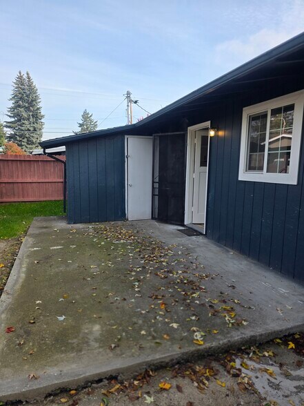 Building Photo - 536 Hamilton St