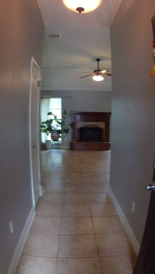Building Photo - 708 Quiet Cove Cir