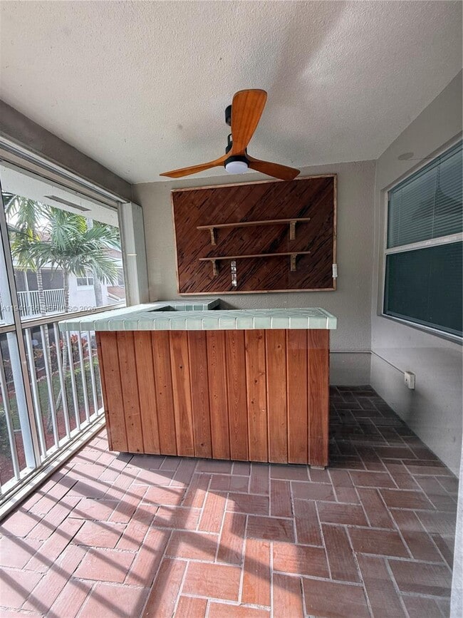 Building Photo - 2634 SE 21st Ct