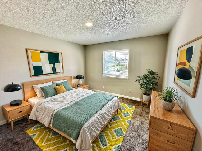 Building Photo - 922 Teal Ct