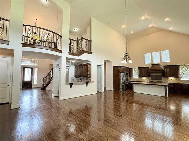 Building Photo - 7304 Meadow Glen Dr