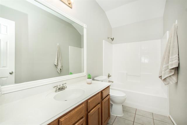 Building Photo - 706 S Jupiter Rd