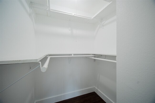 Building Photo - 4815 Caris St