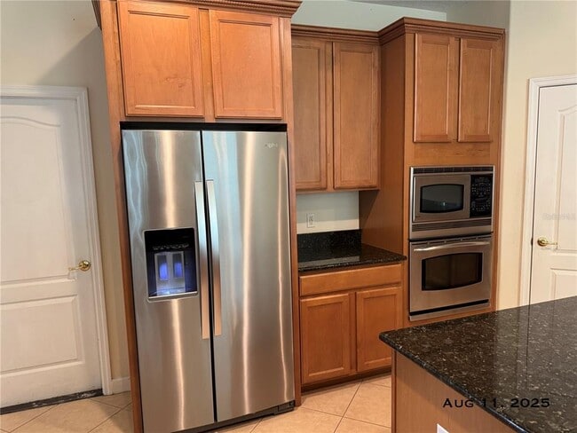Building Photo - 930 Timber Isle Dr