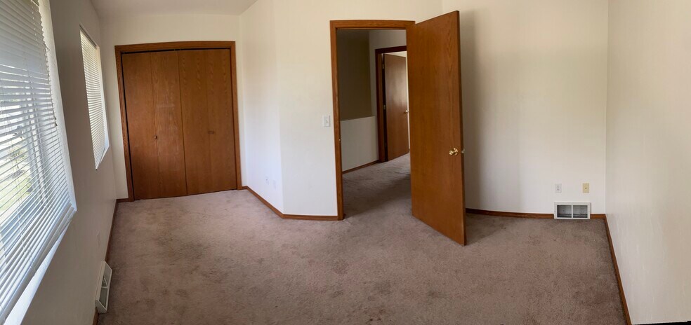Building Photo - 1473 Maple Hills Ct