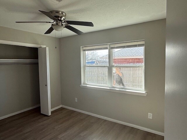 Building Photo - 5056 Clear Springs Dr