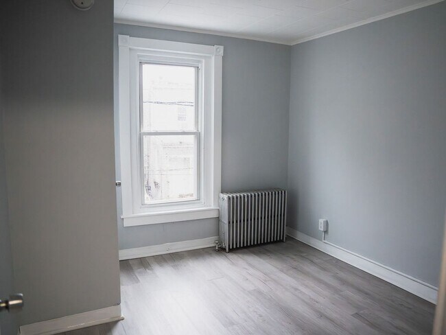 Building Photo - Fully Renovated 3-Bedroom Home for Rent in Allentown – Modern & Move-In Ready!