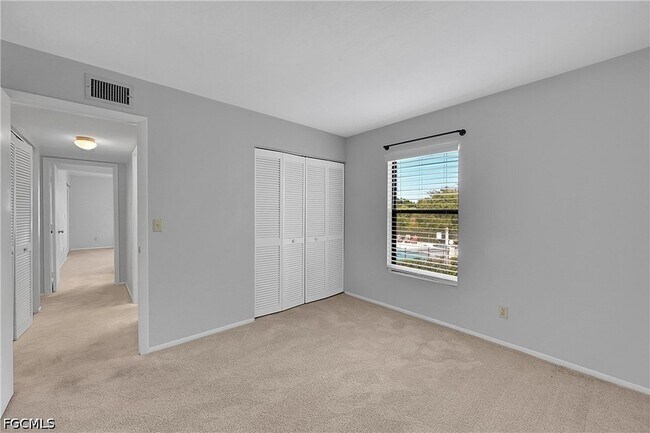 Building Photo - 8474 Charter Club Cir