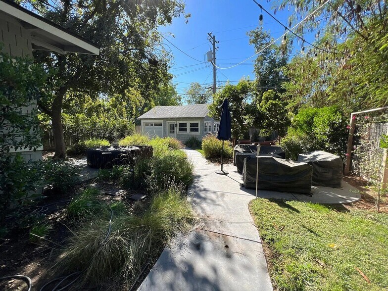 Building Photo - 1251 N San Pablo Ave