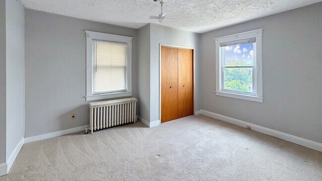 Building Photo - 3305 Moravia Rd