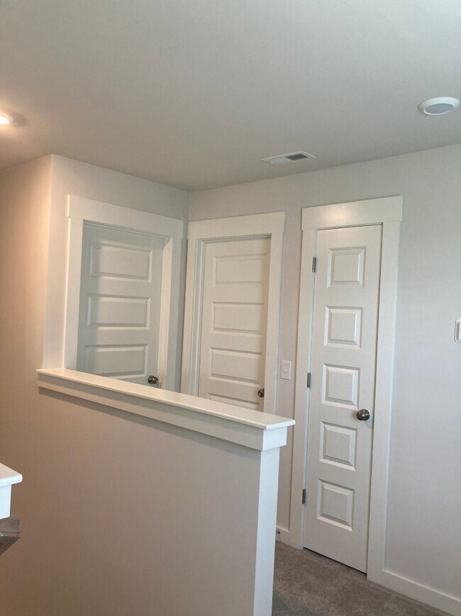 Building Photo - 474 Lydia Ashley Ln