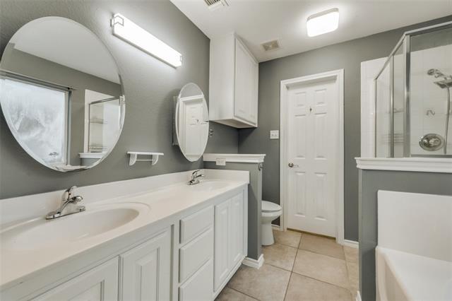 Building Photo - 4403 New Meadow Dr