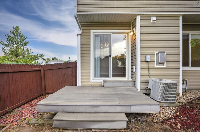 Building Photo - $2,045.95 - 3-Bed, 3-Bath Townhome with Modern Upgrades and Private Yard!