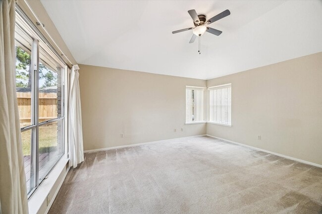 Building Photo - 16330 Leamington Ln