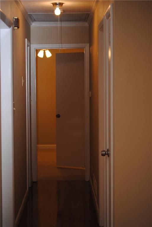 Building Photo - 1432 Spring Valley Ln