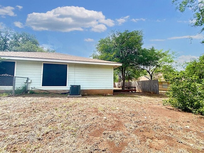 Building Photo - 106 Hughson Ct