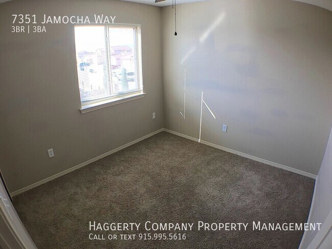 Building Photo - 7351 Jamocha way