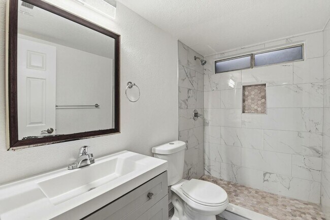 Building Photo - 44648 17th St E